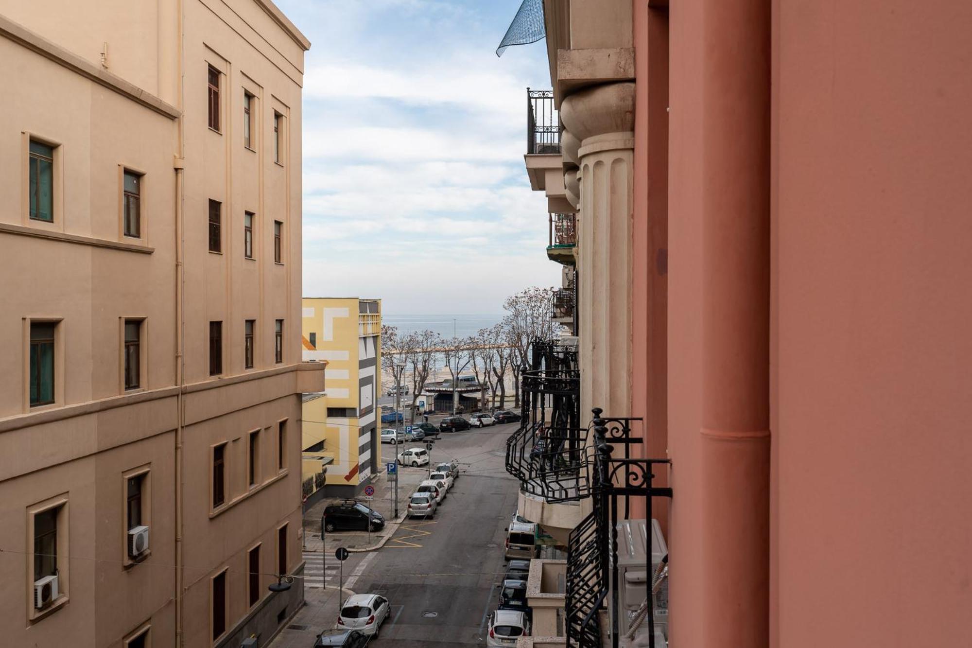 Summer Breeze Family Aparment By Wonderful Italy Bari Dış mekan fotoğraf